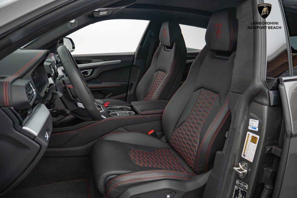 used 2021 Lamborghini Urus car, priced at $199,878