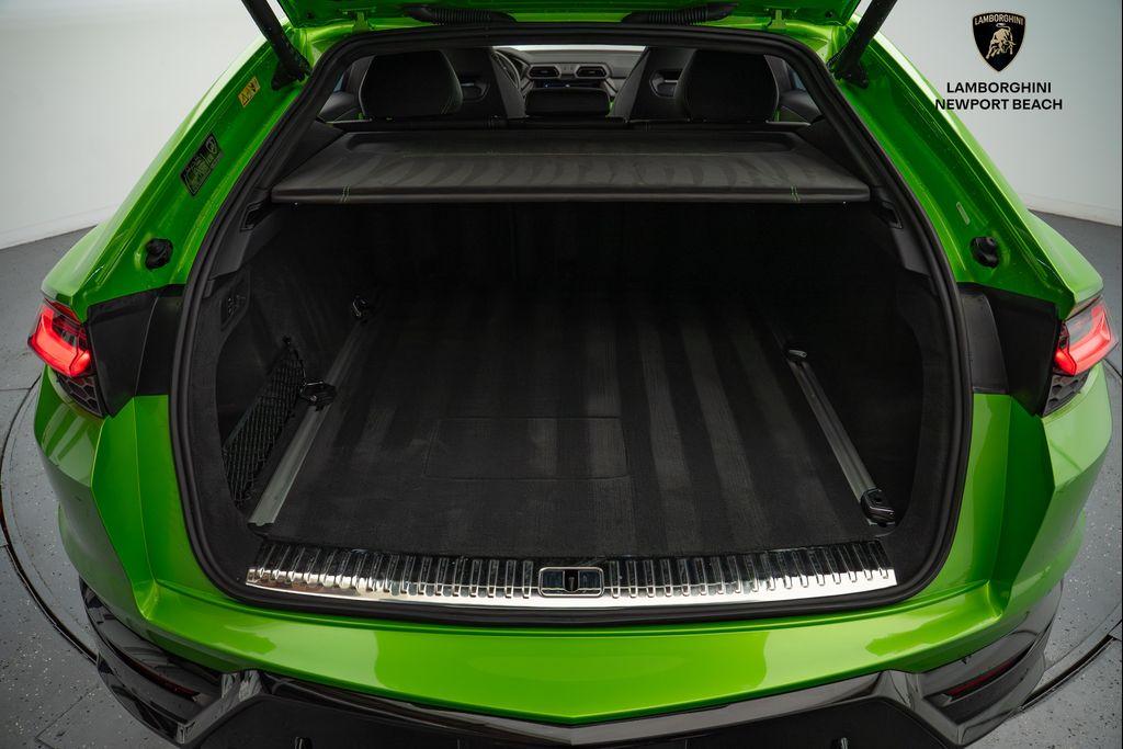 used 2025 Lamborghini Urus car, priced at $311,788