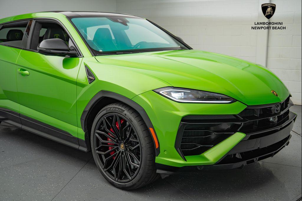 used 2025 Lamborghini Urus car, priced at $311,788
