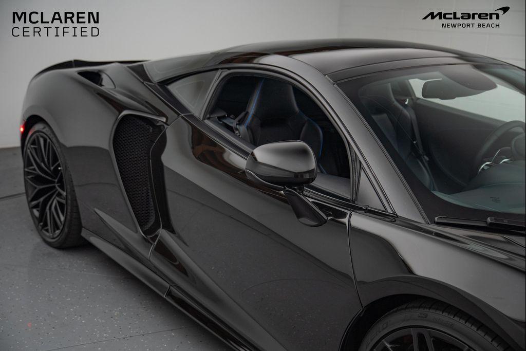 used 2023 McLaren GT car, priced at $171,658