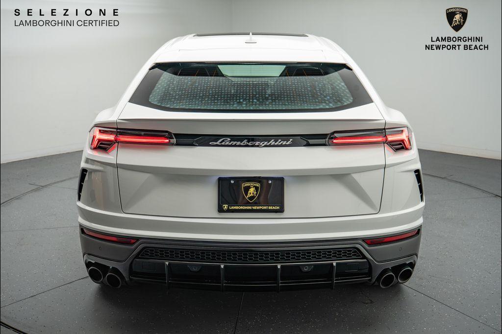 used 2022 Lamborghini Urus car, priced at $219,708