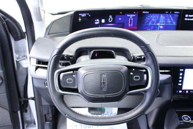 used 2025 Lincoln Navigator L car, priced at $88,375