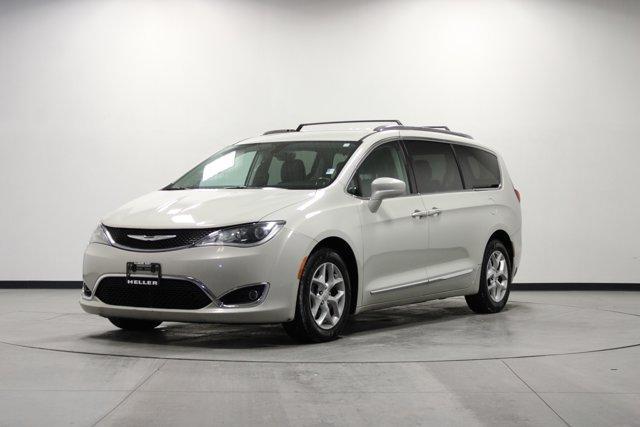 used 2017 Chrysler Pacifica car, priced at $10,962