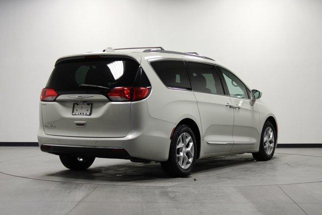 used 2017 Chrysler Pacifica car, priced at $10,962
