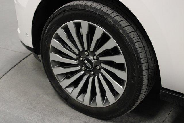 used 2019 Lincoln Navigator car, priced at $28,962