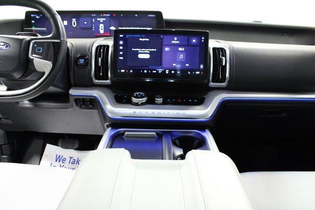 used 2025 Ford Expedition car, priced at $67,339