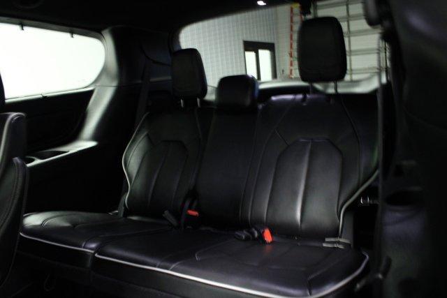used 2025 Chrysler Pacifica car, priced at $35,339