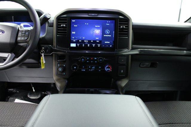 new 2025 Ford F-150 car, priced at $48,062