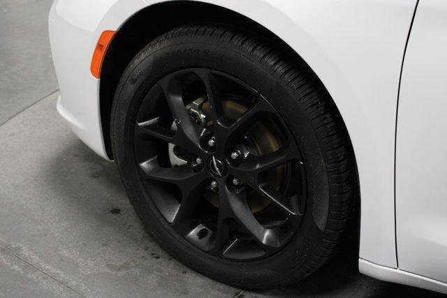 used 2025 Chrysler Pacifica car, priced at $37,962