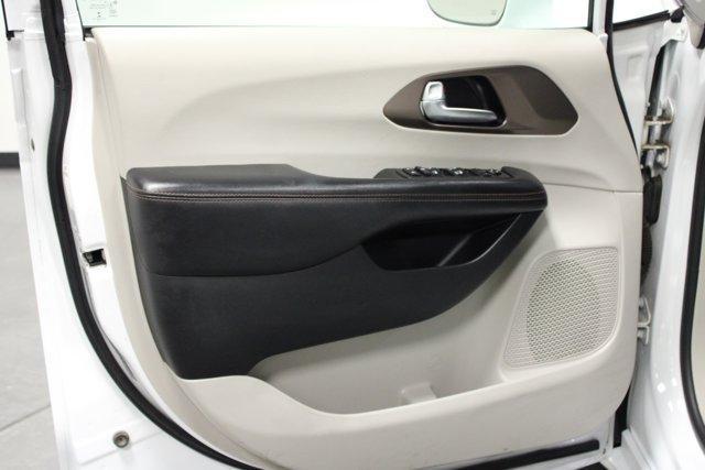 used 2019 Chrysler Pacifica car, priced at $9,462