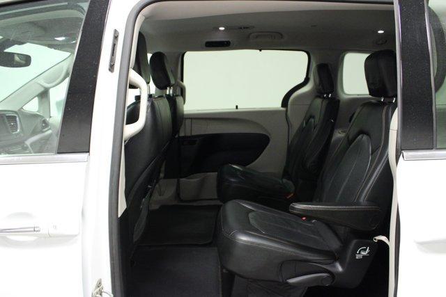 used 2019 Chrysler Pacifica car, priced at $9,462