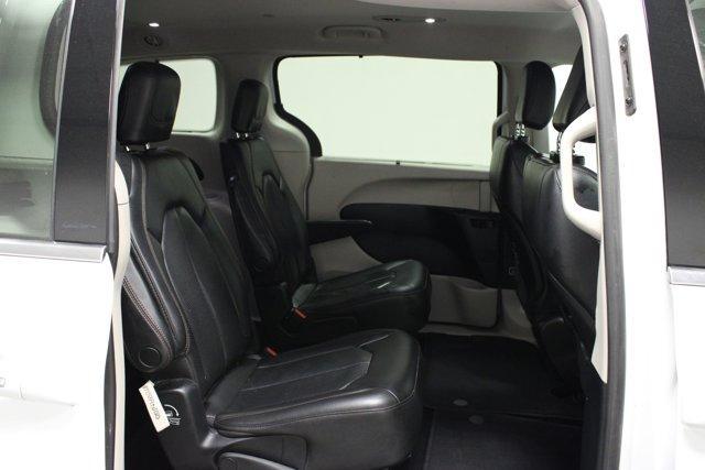 used 2019 Chrysler Pacifica car, priced at $9,462