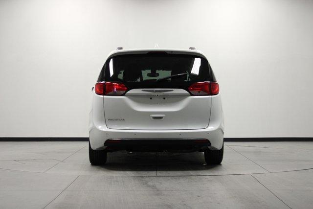 used 2019 Chrysler Pacifica car, priced at $9,462