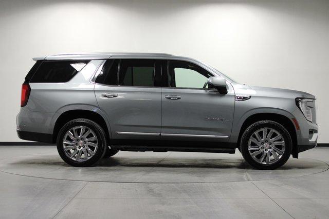 used 2025 GMC Yukon car, priced at $70,339