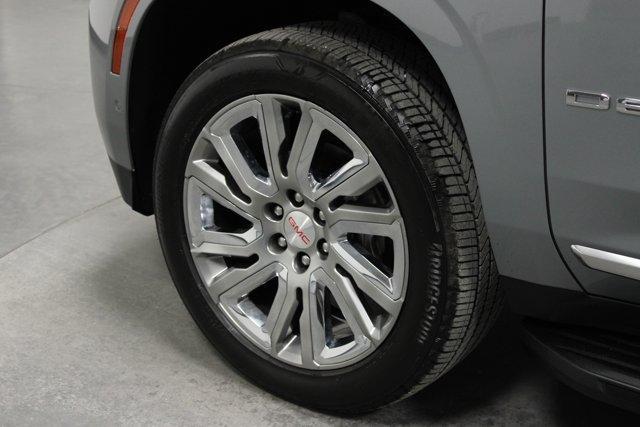 used 2025 GMC Yukon car, priced at $70,339