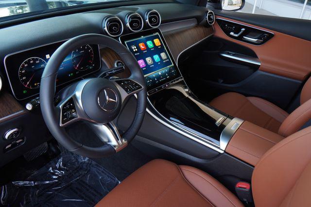 Mercedes-Benz GLC view 2