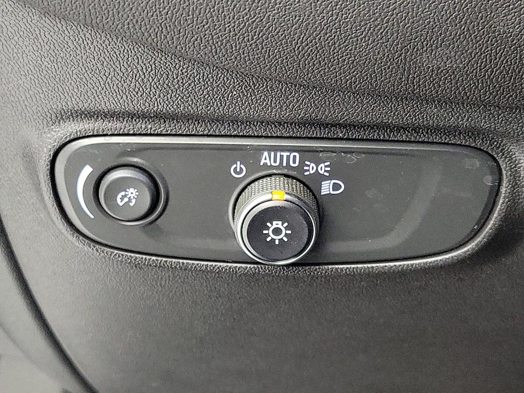 used 2024 Chevrolet Equinox car, priced at $22,998