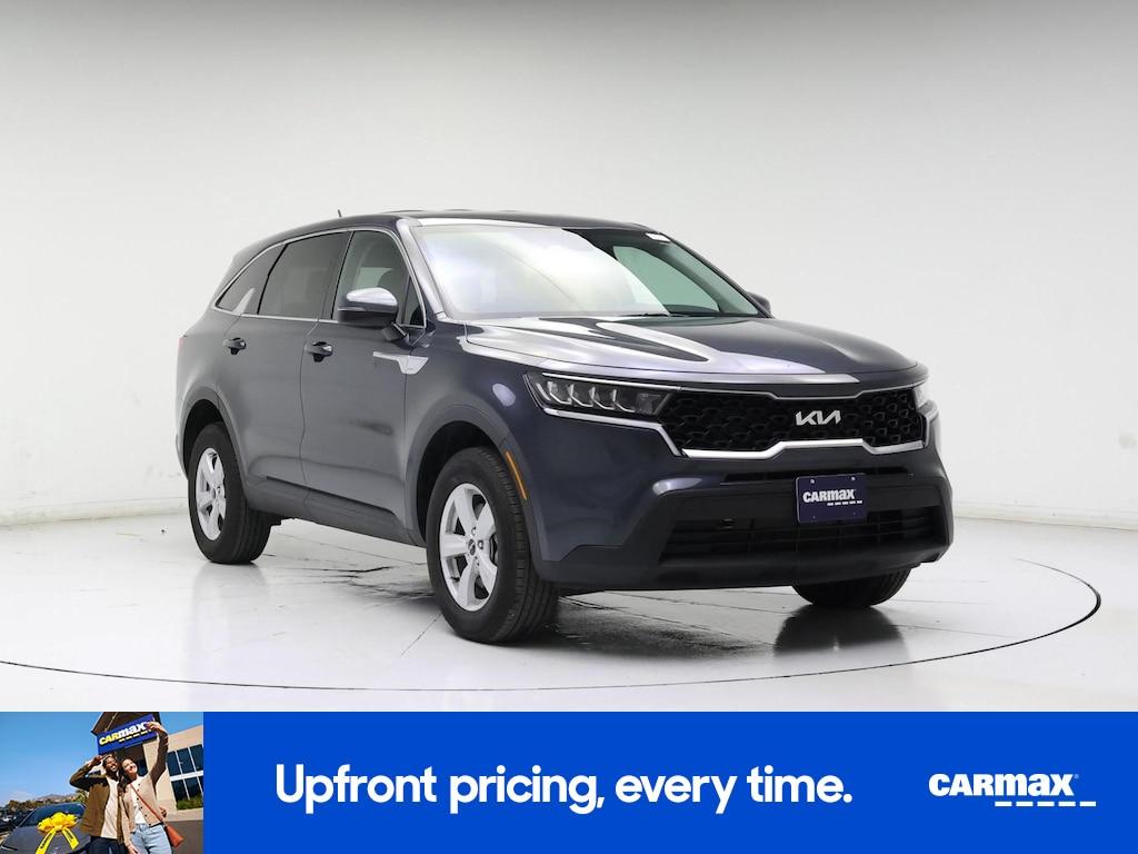 used 2023 Kia Sorento car, priced at $26,998