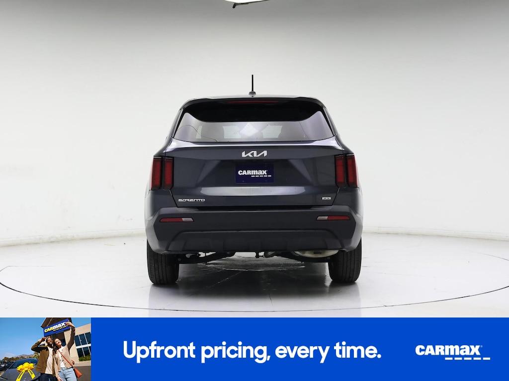 used 2023 Kia Sorento car, priced at $26,998