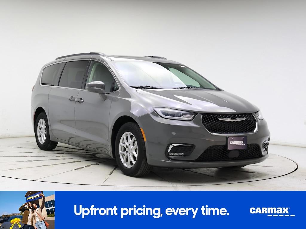 used 2022 Chrysler Pacifica car, priced at $33,998