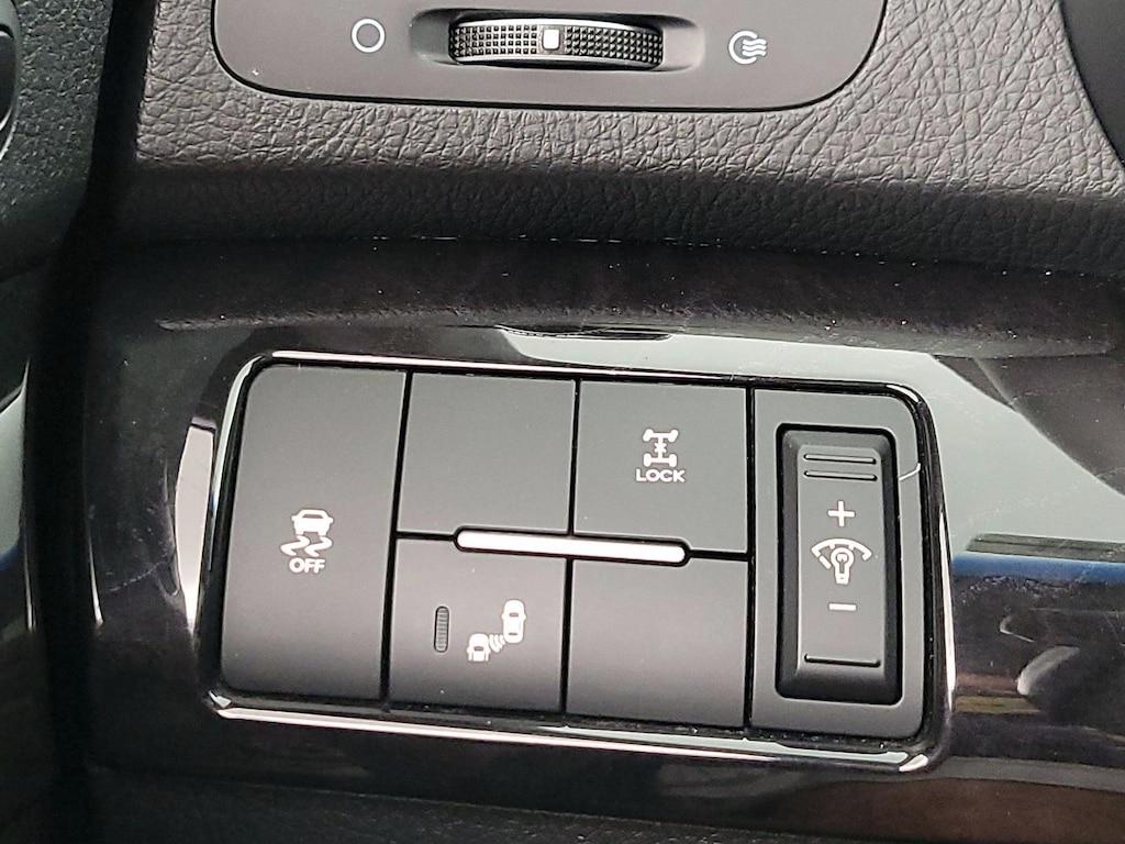 used 2014 Kia Sorento car, priced at $13,998