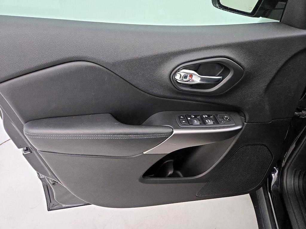 used 2019 Jeep Cherokee car, priced at $17,998