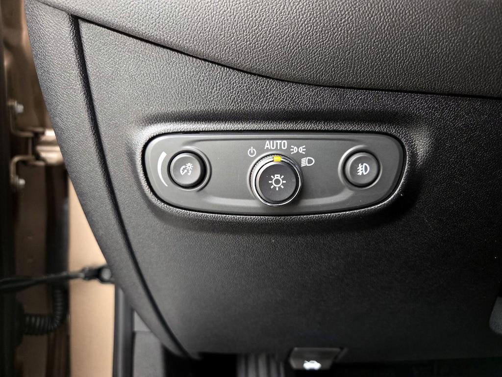 used 2019 Chevrolet Equinox car, priced at $20,998