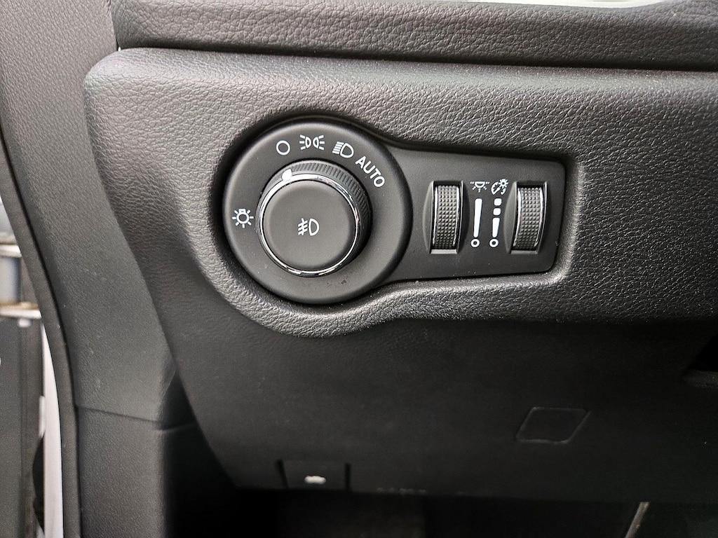 used 2022 Chrysler Pacifica car, priced at $25,998