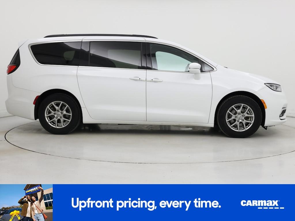 used 2022 Chrysler Pacifica car, priced at $25,998