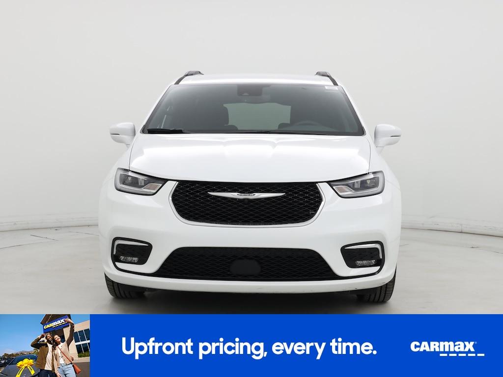 used 2022 Chrysler Pacifica car, priced at $25,998