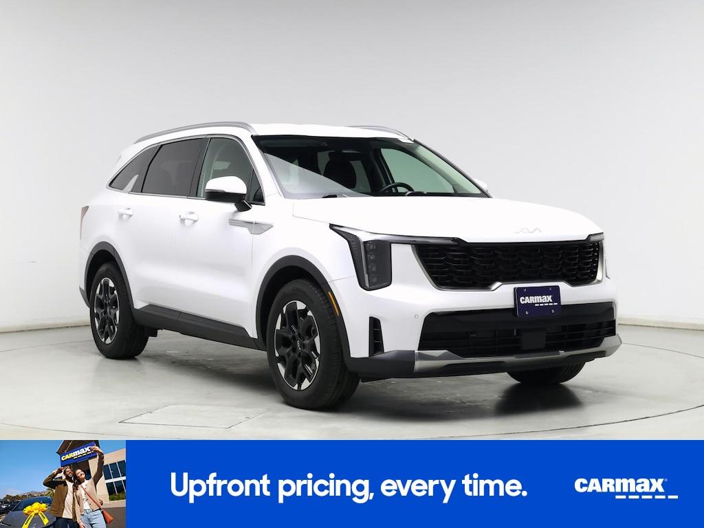 used 2024 Kia Sorento car, priced at $26,998