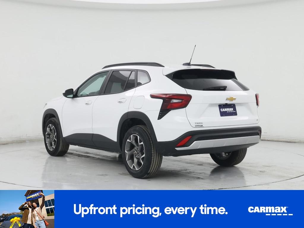 used 2025 Chevrolet Trax car, priced at $21,998
