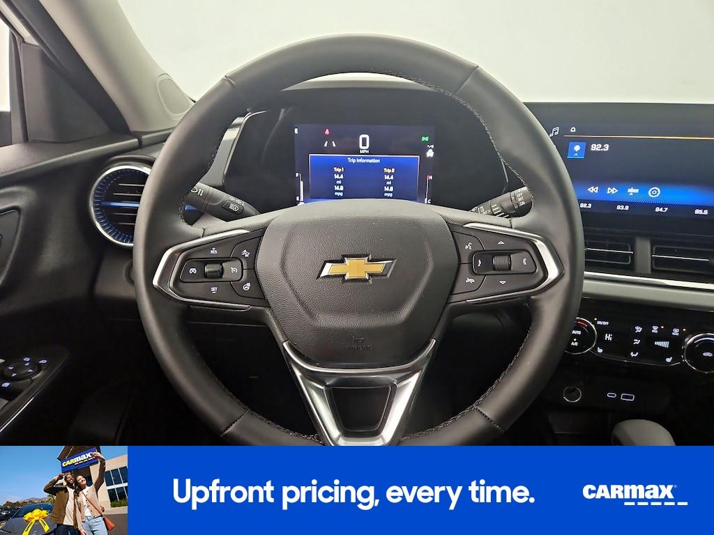 used 2025 Chevrolet Trax car, priced at $21,998