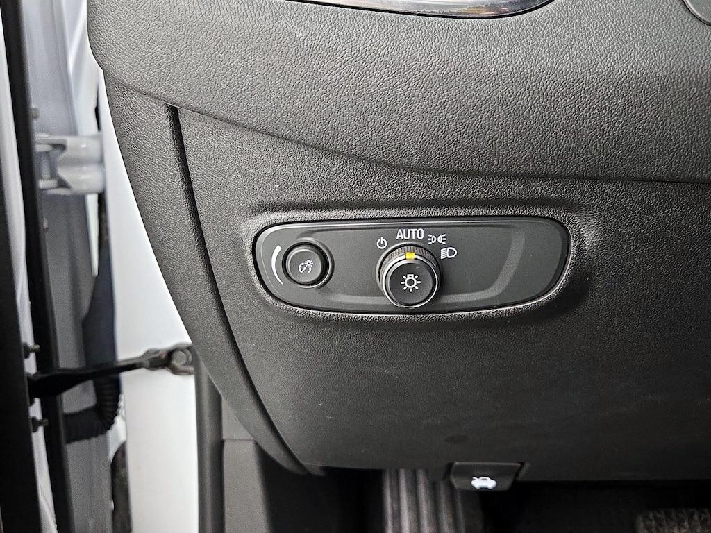 used 2024 Chevrolet Equinox car, priced at $23,998