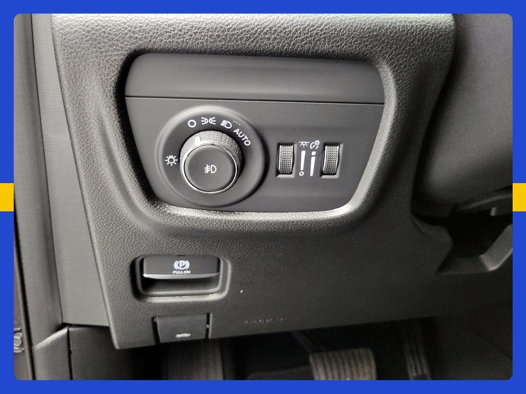 used 2022 Jeep Grand Cherokee car, priced at $30,998