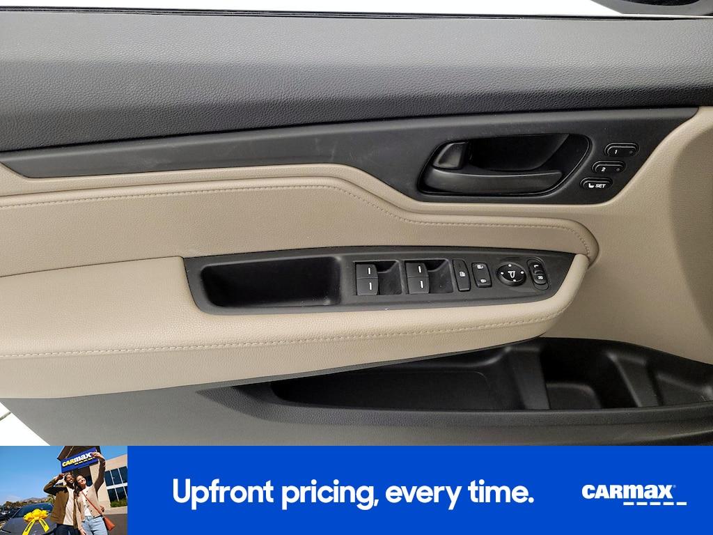 used 2018 Honda Odyssey car, priced at $25,998