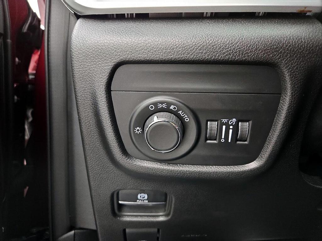 used 2023 Jeep Grand Cherokee car, priced at $30,998