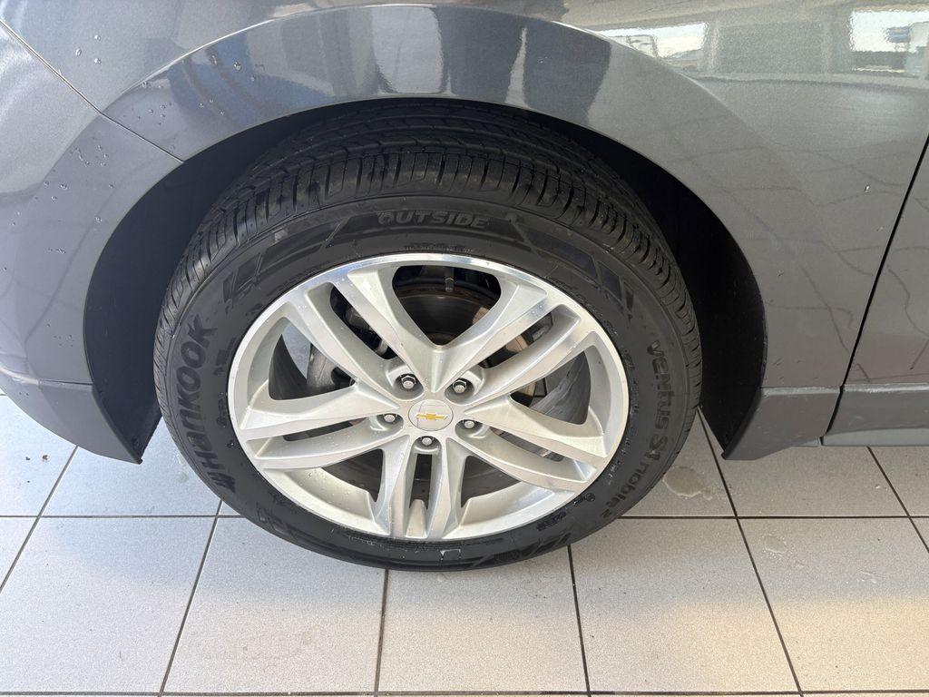 used 2018 Chevrolet Equinox car, priced at $18,975