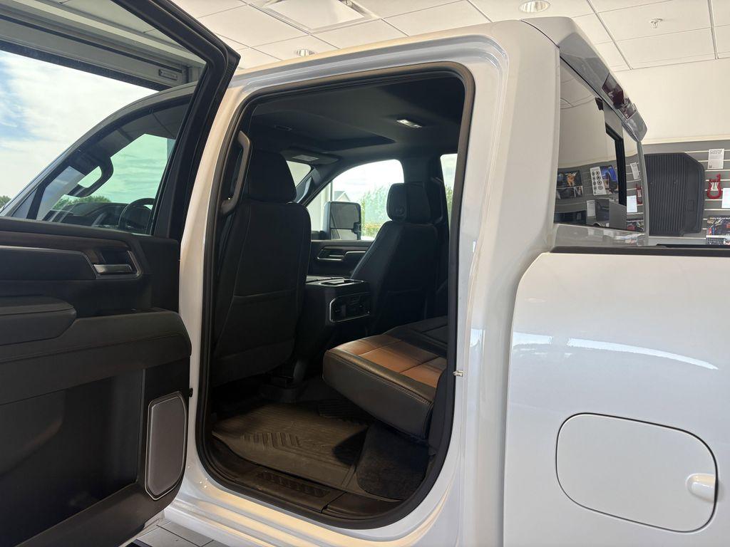 used 2025 Chevrolet Silverado 2500 car, priced at $75,869