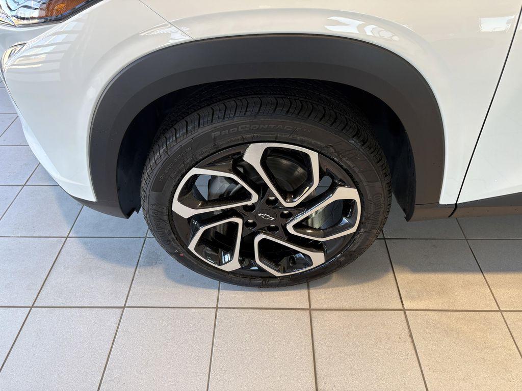 new 2026 Chevrolet Trax car, priced at $25,650