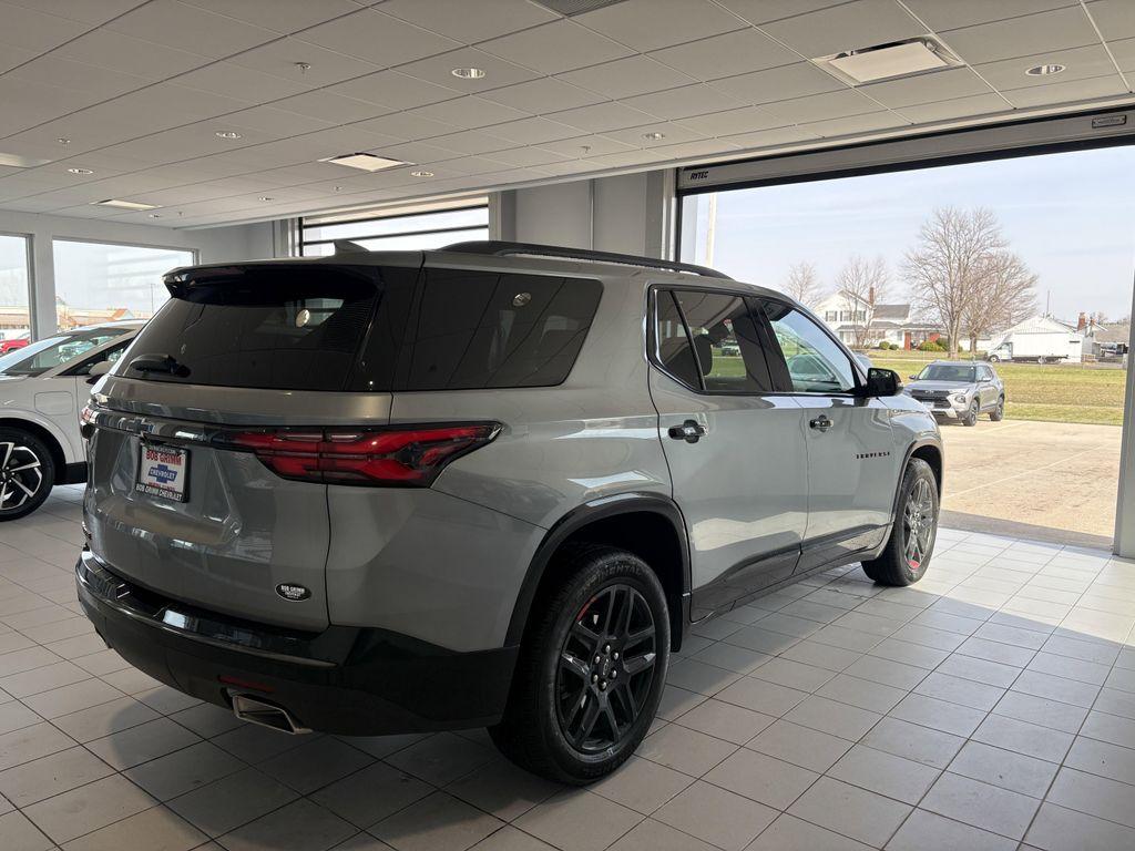 used 2023 Chevrolet Traverse car, priced at $35,752