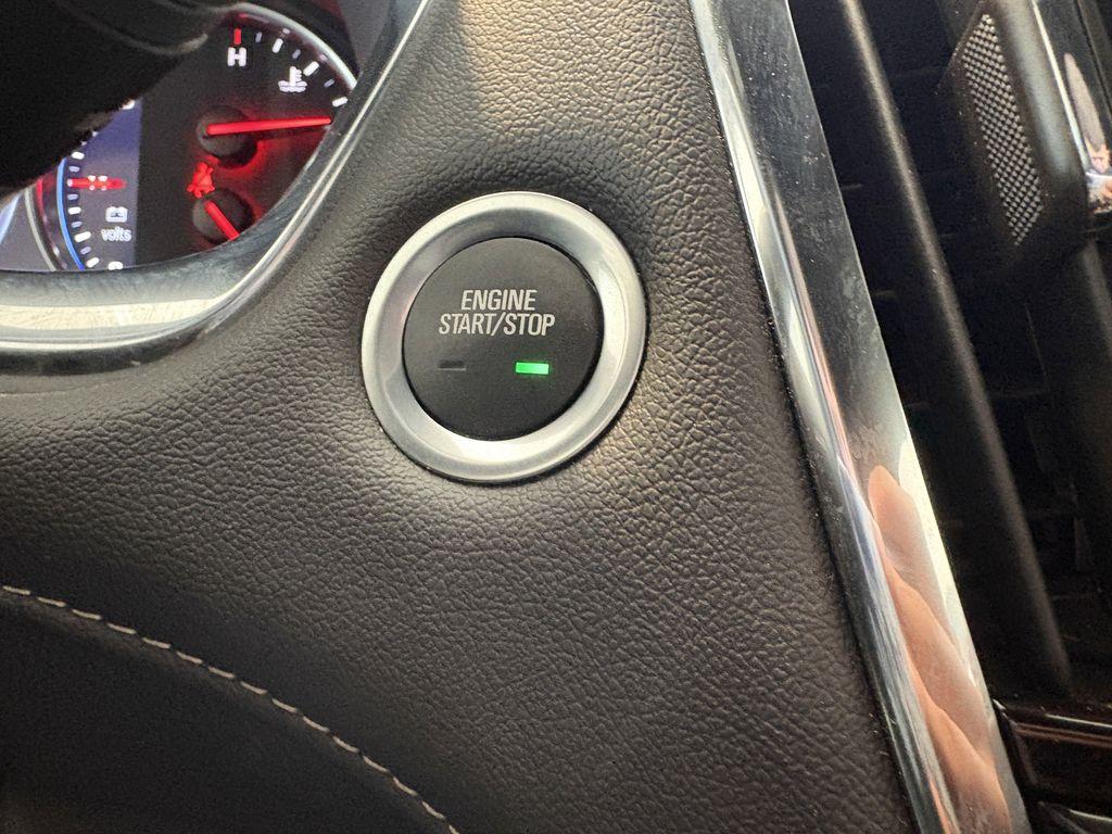 used 2023 Chevrolet Traverse car, priced at $35,752