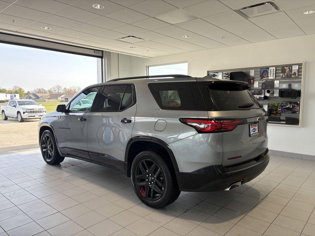 used 2023 Chevrolet Traverse car, priced at $35,752