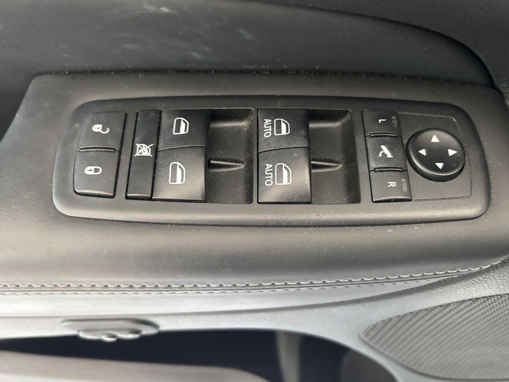 used 2020 Jeep Grand Cherokee car, priced at $21,864