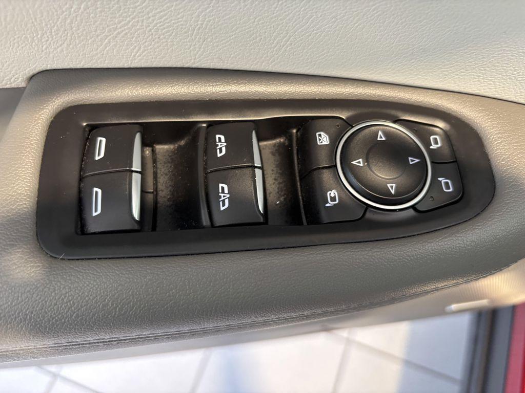 used 2021 Cadillac XT6 car, priced at $29,696