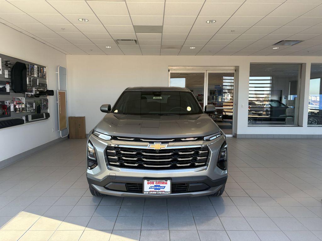 new 2026 Chevrolet Equinox car, priced at $28,565