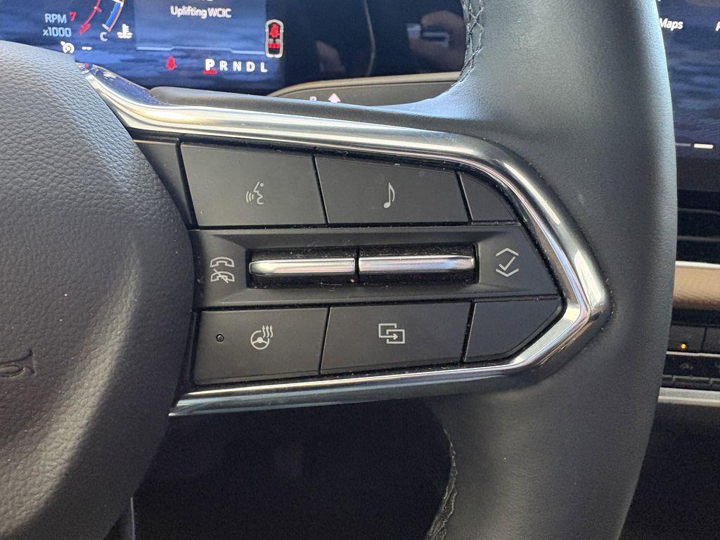 used 2025 Chevrolet Equinox car, priced at $31,671