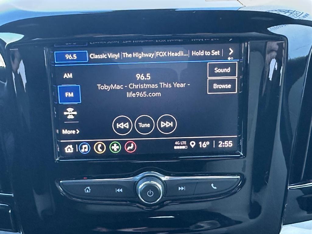 used 2022 Chevrolet Traverse car, priced at $27,900