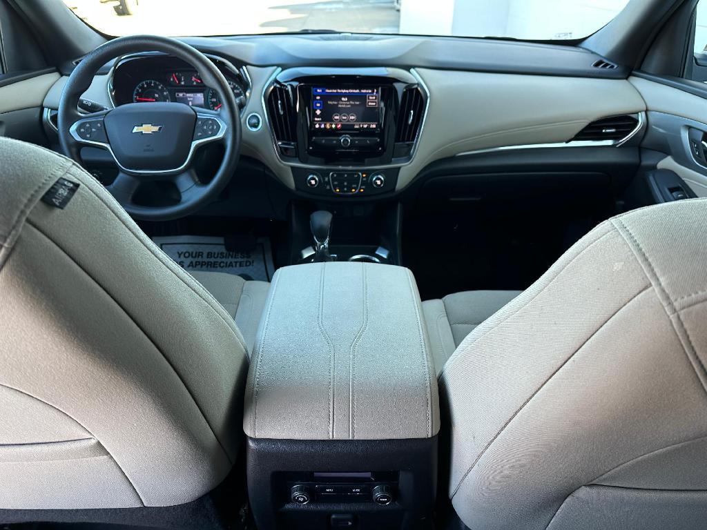 used 2022 Chevrolet Traverse car, priced at $27,900