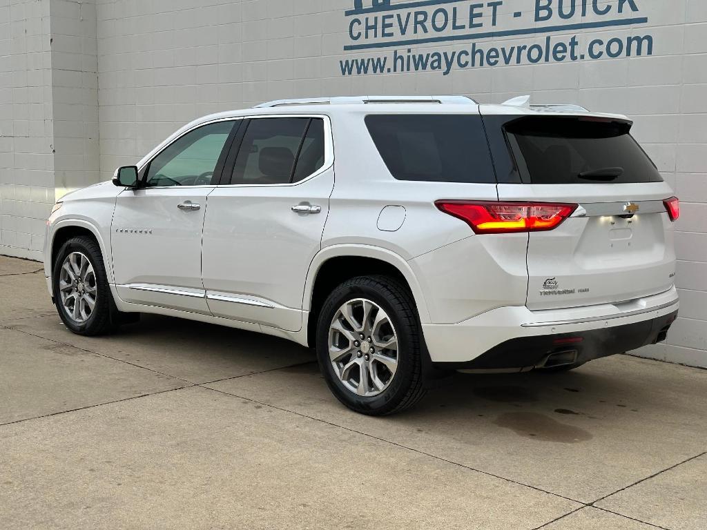 used 2020 Chevrolet Traverse car, priced at $22,900